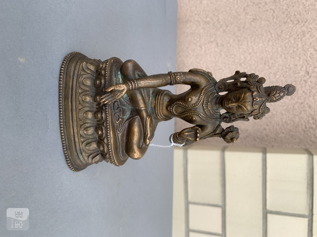 A BRONZE FIGURE OF A TARA - 图6